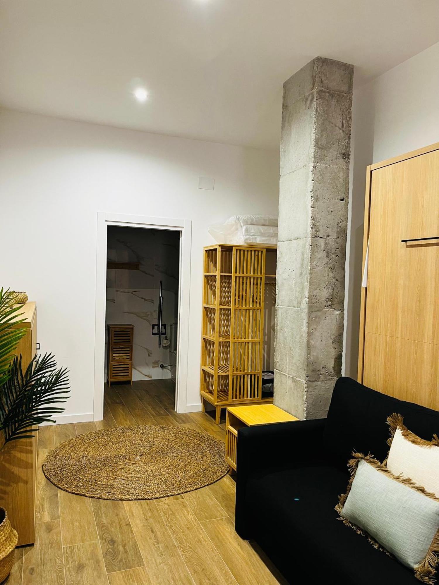 Travel Habitat Mediterranean Suites Валенсия Экстерьер фото