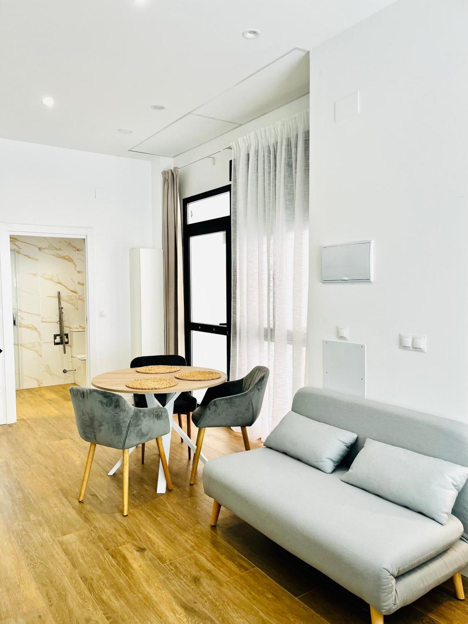 Travel Habitat Mediterranean Suites Валенсия Номер фото